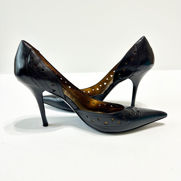 GUESS Black Leather Cutout Stiletto Heels Women’s Size 8.5 Pointed Toe - Picture 9 of 14